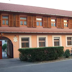 timarhaz-panzio.szeged-hotels.com/