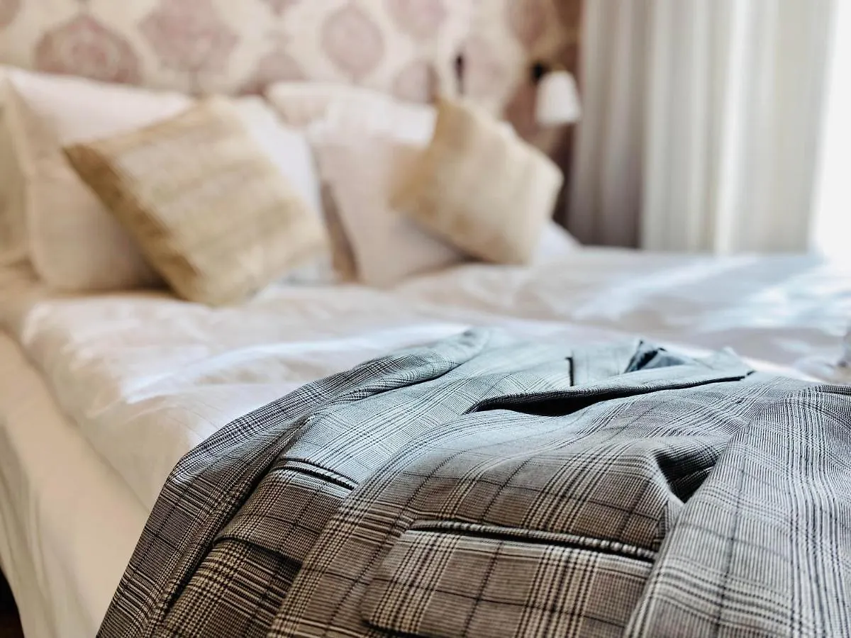 Opera16 Guestrooms Будапешт Венгрия